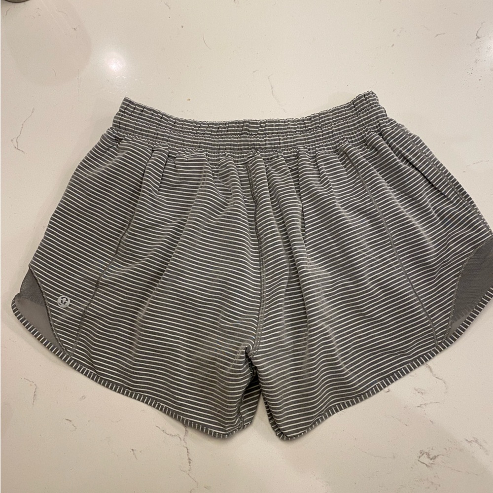 Lululemon hotty hot shorts 4”